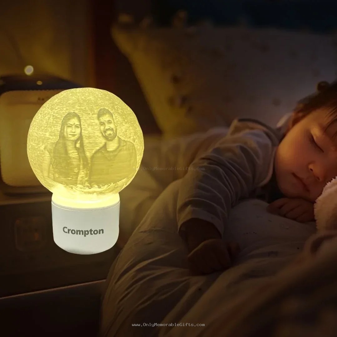 Personalized Lithophane Moon Lamp – Plug-In - Image 4