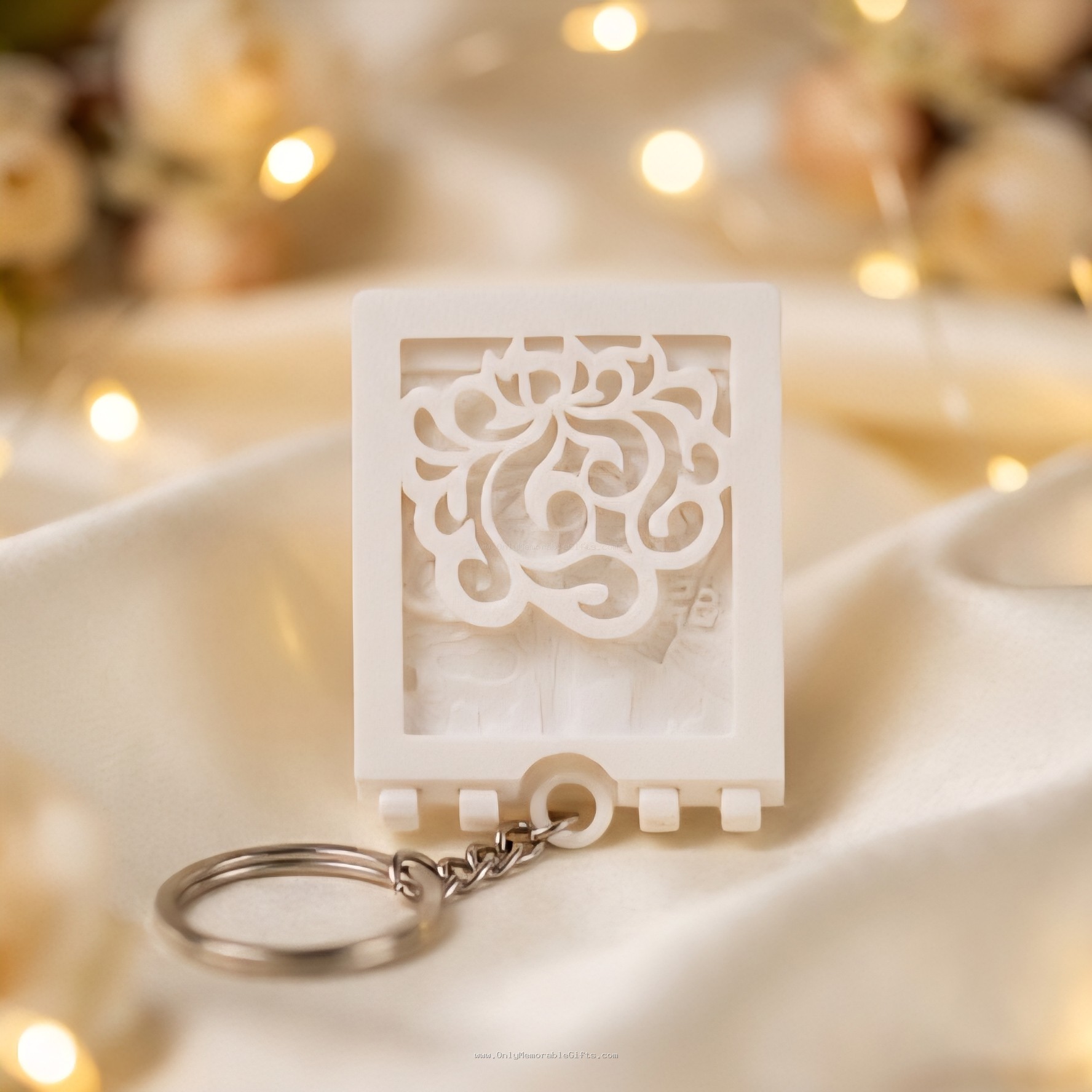 3D printed lithophane photo keychain open and closed comparison