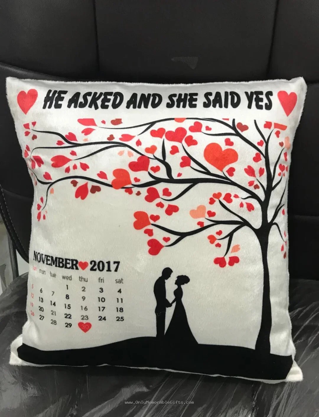 Special Date Cushion