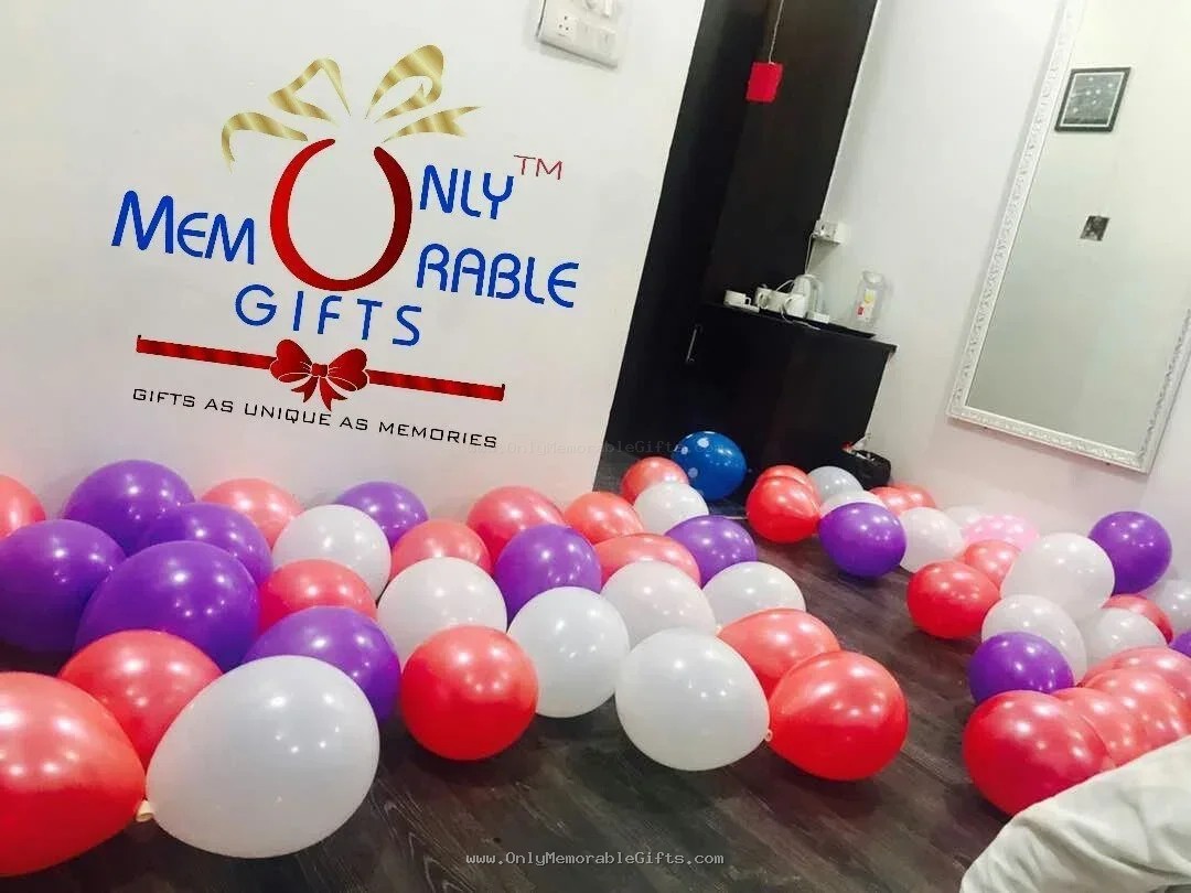 Balloon Surprise Gold Package - Image 3