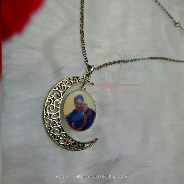 MOON PHOTO PENDANT - Image 4