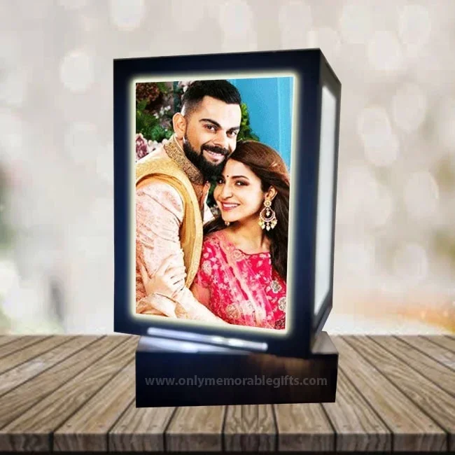 Big Rotating Photo Lamp