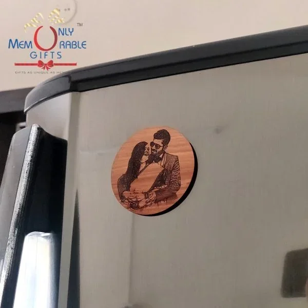 Alternative view of FRIDGE MAGNET