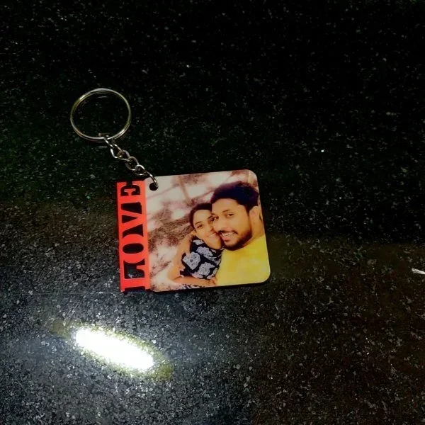LOVE KEYCHAIN