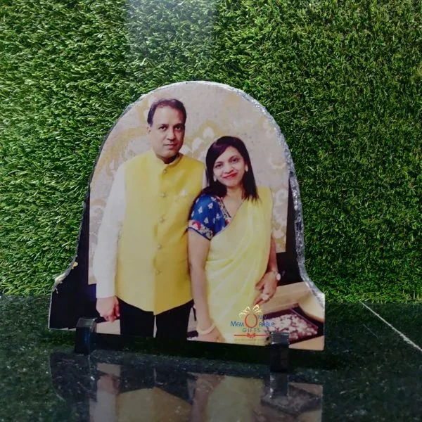 Alternative view of PHOTO STONE