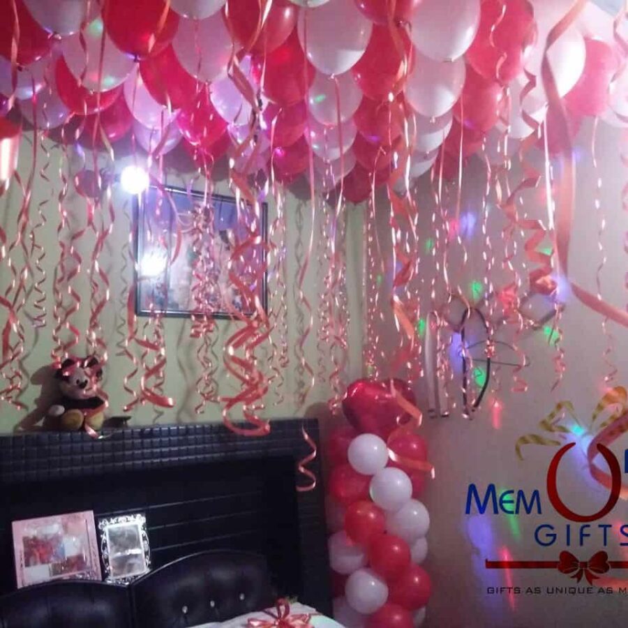 Alternative view of Romantic Balloon Decoration