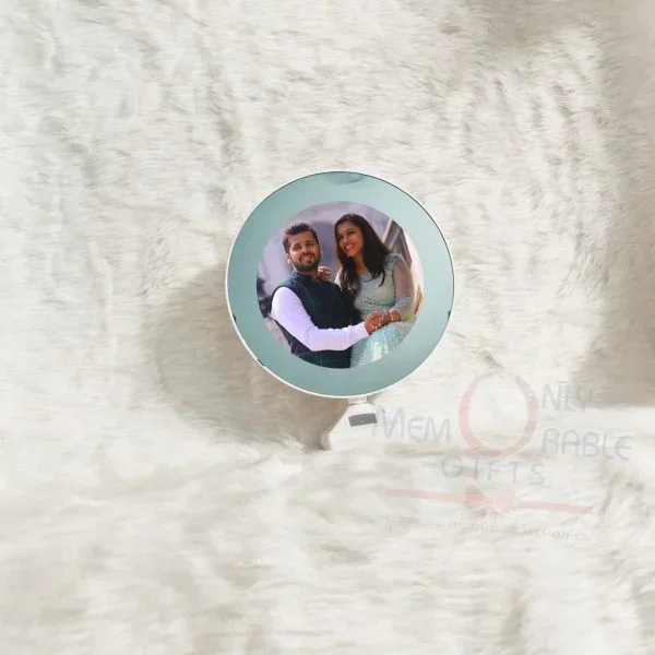 Alternative view of ROUND MAGIC MIRROR