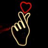 FINGER HEART NEON