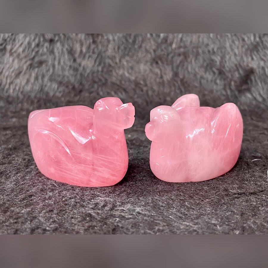 Alternative view of Rose Quartz Duck