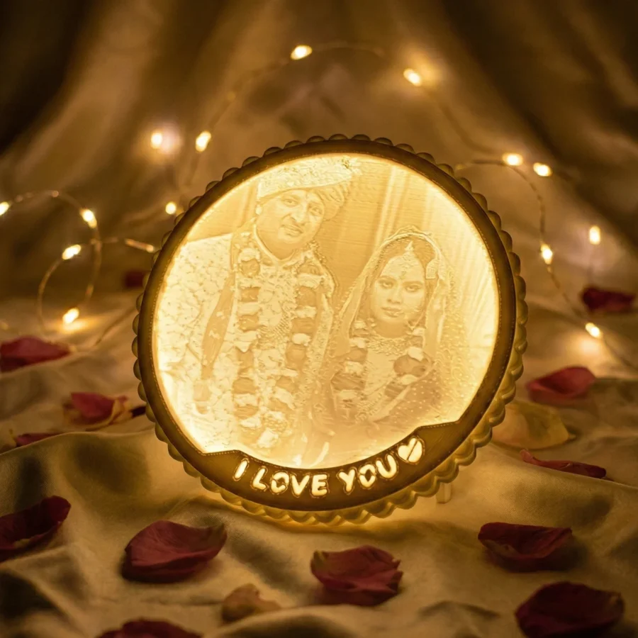 Alternative view of LED photo glow frame- Lithophane frame